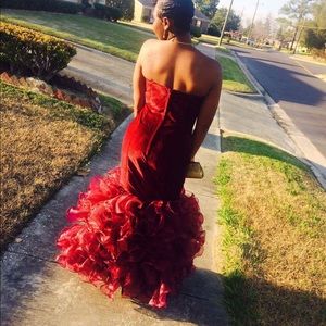 Burgandy prom/ball dress size small worn once